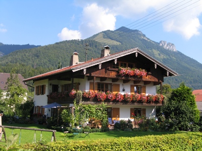 Hausansicht Ferienwohnung Pfeiffer